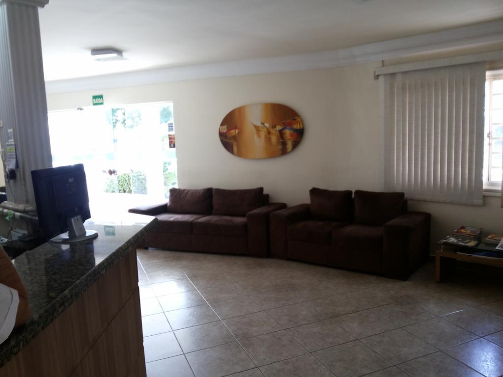 Hotel Casa Nova Várzea Grande Buitenkant foto